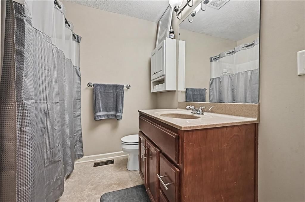 2402 Shirley Drive — photo 13