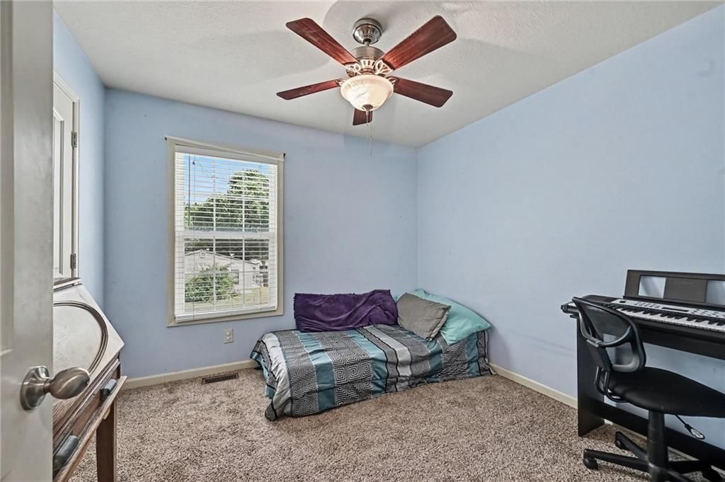 2402 Shirley Drive — photo 14