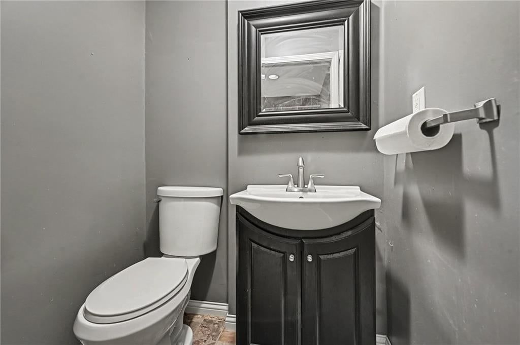 2402 Shirley Drive — photo 17