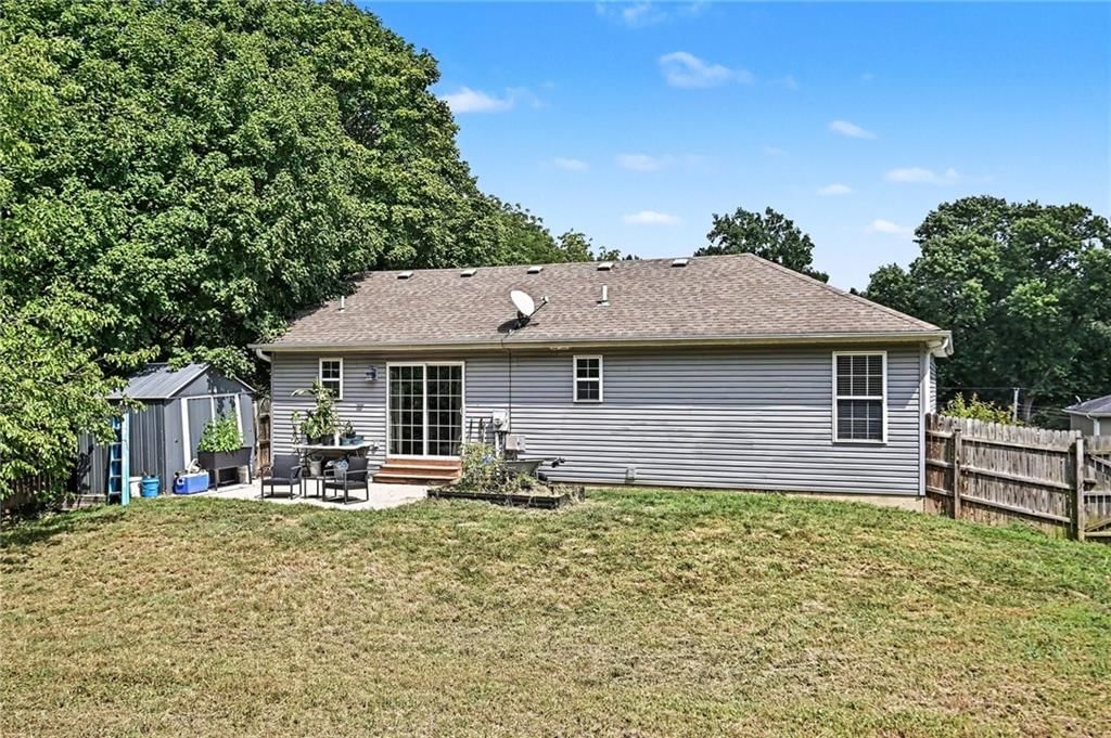 2402 Shirley Drive — photo 21