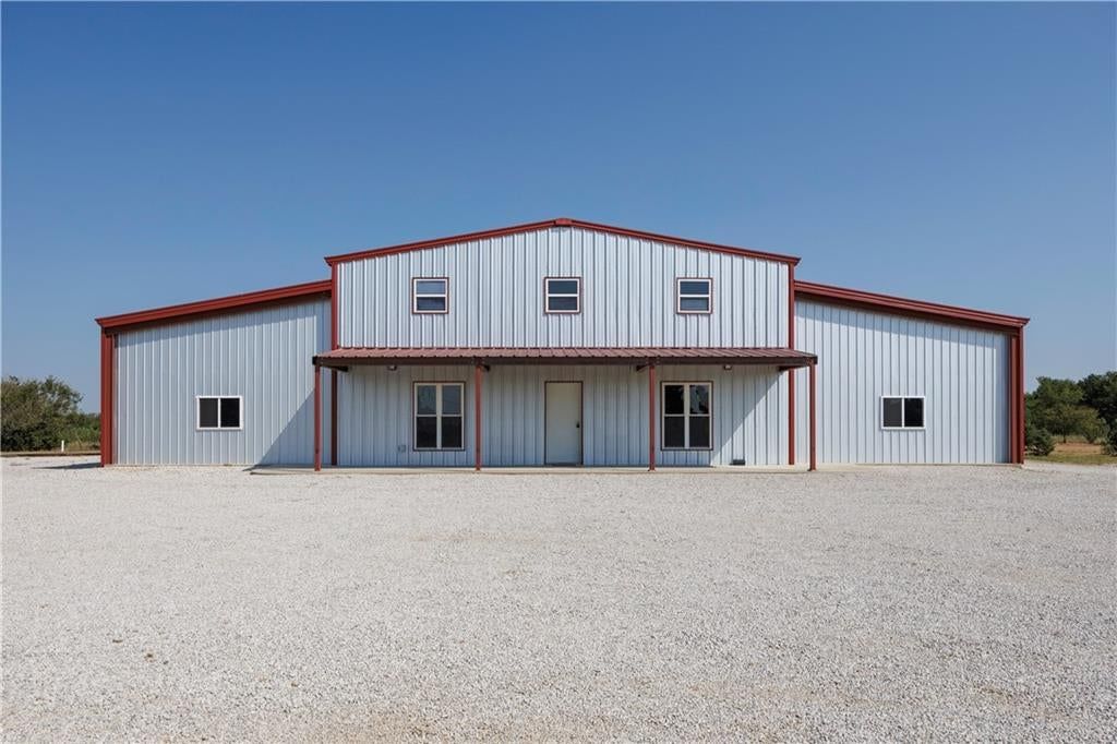 7770 1000 Road — photo 3