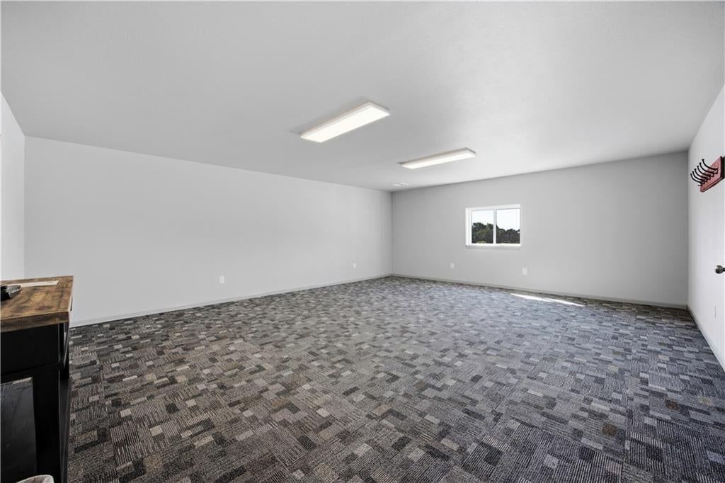 7770 1000 Road — photo 31