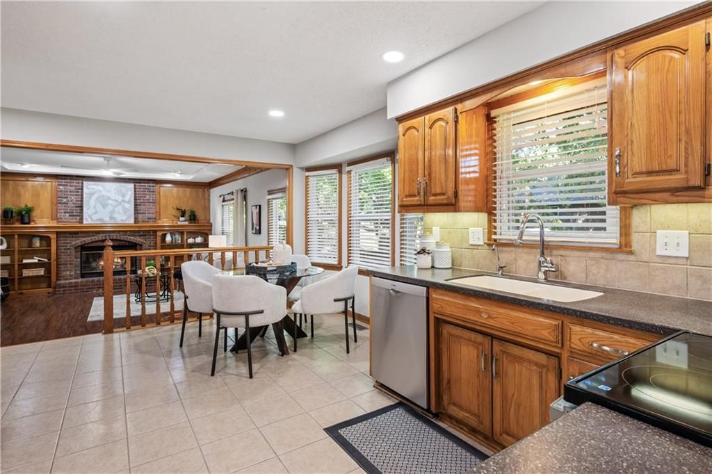 1042 E Millview Circle — photo 11
