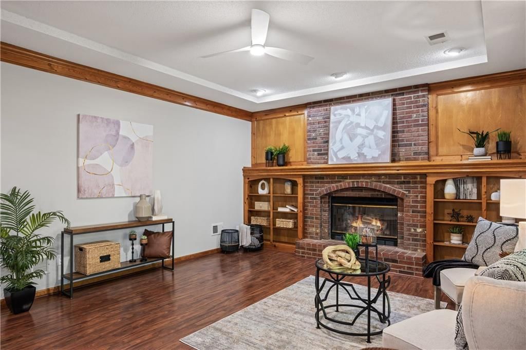 1042 E Millview Circle — photo 15