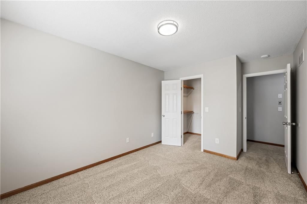 1042 E Millview Circle — photo 26