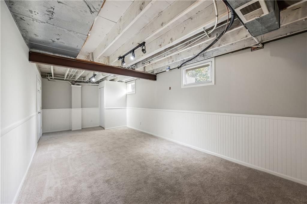 1042 E Millview Circle — photo 31