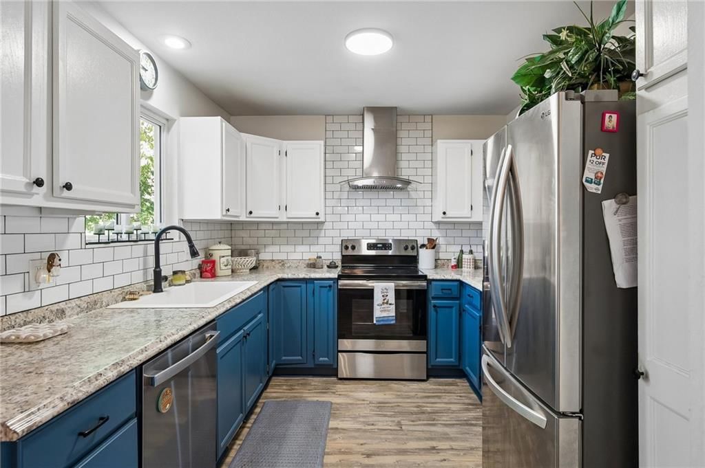 408 N WATER Street — photo 6
