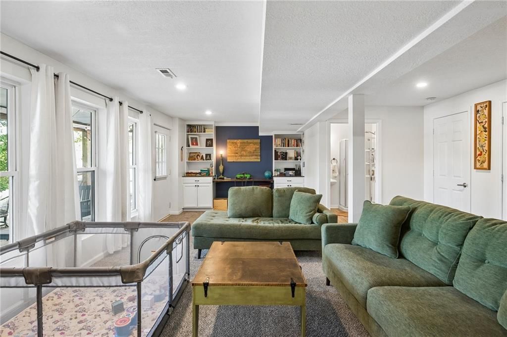 408 N WATER Street — photo 25