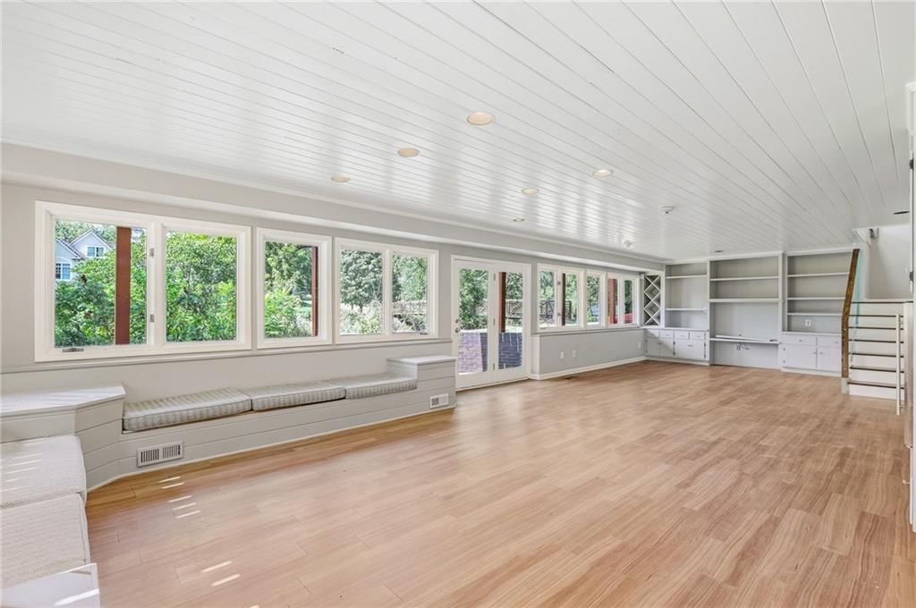 8406 Ensley Lane — photo 37