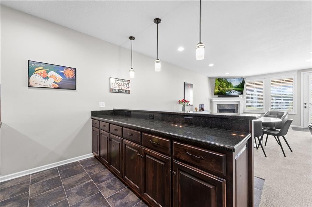 Photo 34 of 37 - 6140 Lime Stone Court, Parkville, MO 64152