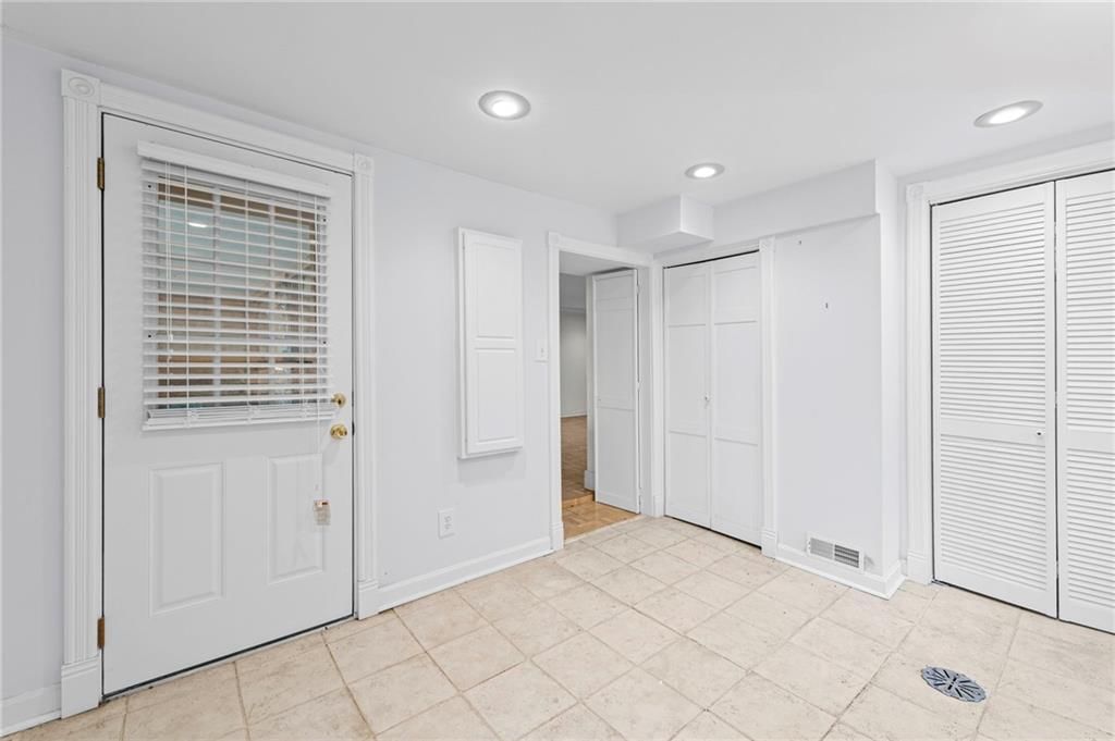 9609 NW 77th Terrace — photo 43