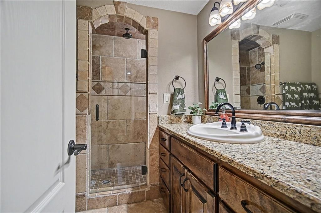1111 W 46th Street — photo 12