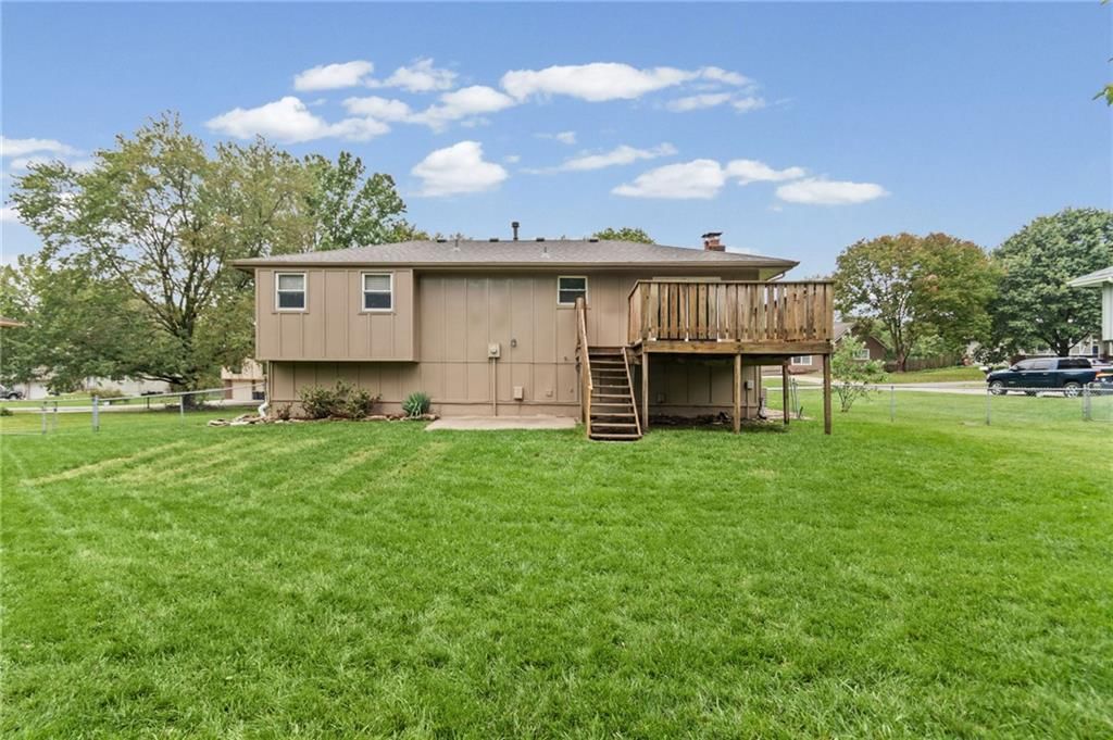 Photo 26 of 30 - 10517 N McGee Street, Kansas City, MO 64155