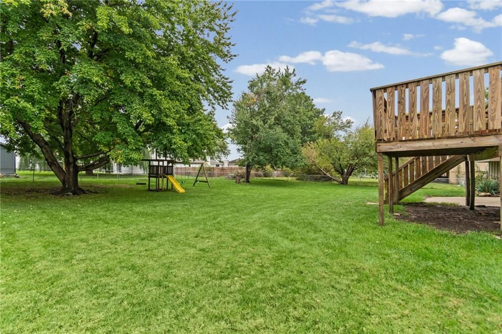 Photo 28 of 30 - 10517 N McGee Street, Kansas City, MO 64155