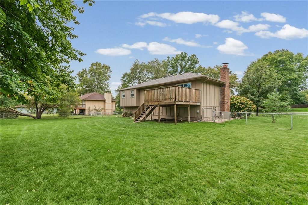 Photo 27 of 30 - 10517 N McGee Street, Kansas City, MO 64155