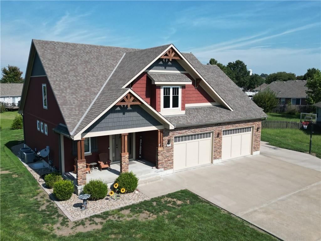 701 Lightner Circle — photo 3