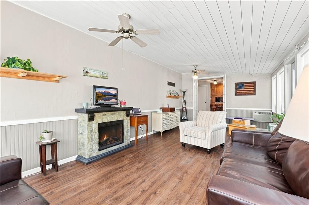 1419 S Margrave Street — photo 12