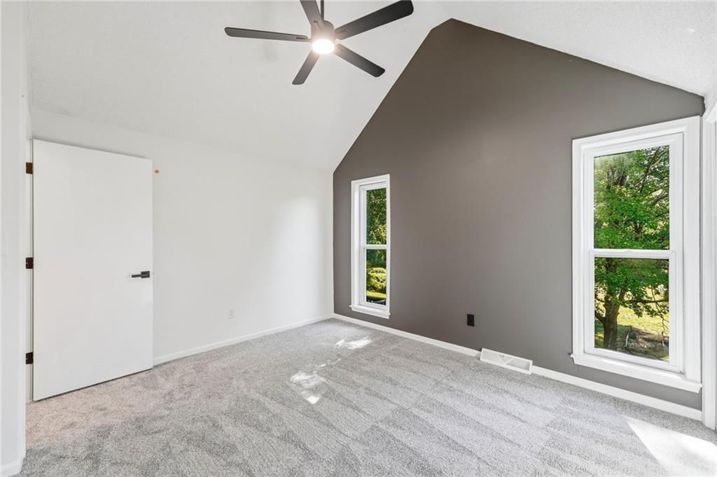 1809 NE Gatewood Drive — photo 24