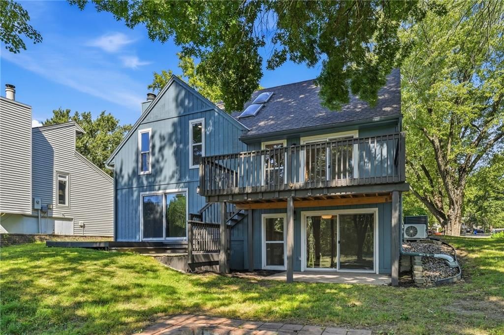 1809 NE Gatewood Drive — photo 38