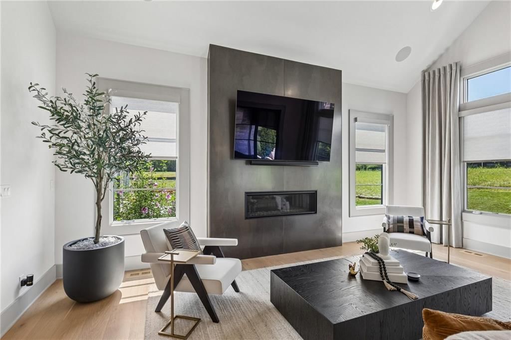 13704 Pembroke Lane — photo 14