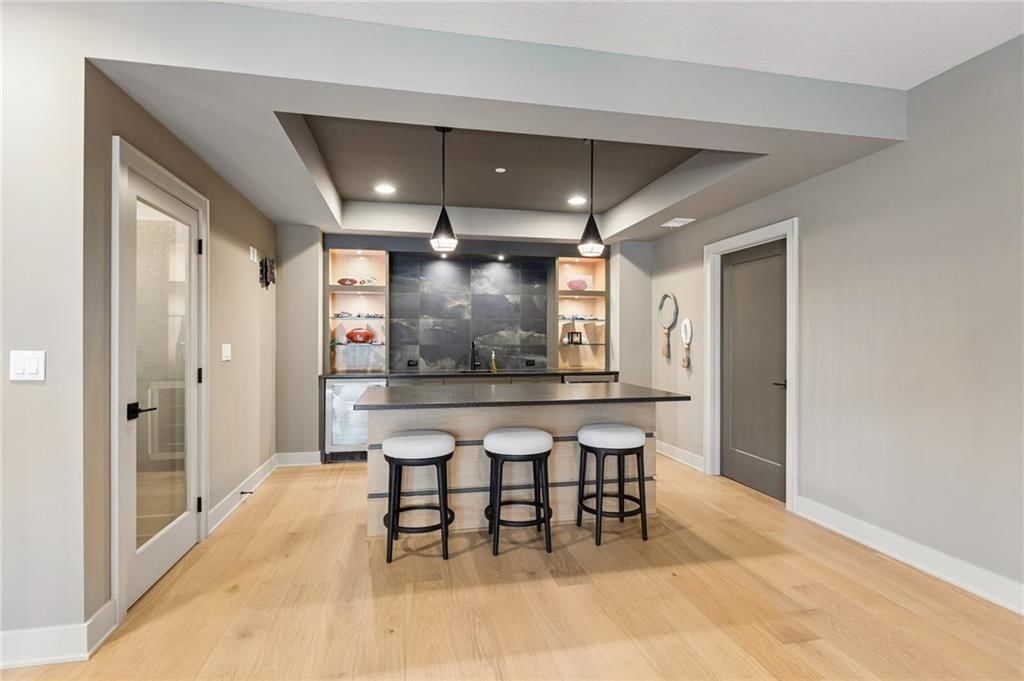 13704 Pembroke Lane — photo 32