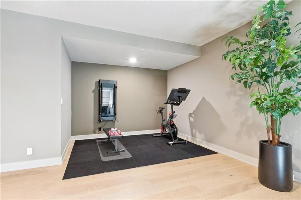 13704 Pembroke Lane — photo 36