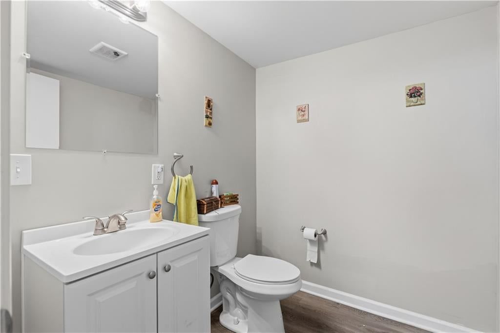 206 N Valley Street — photo 8
