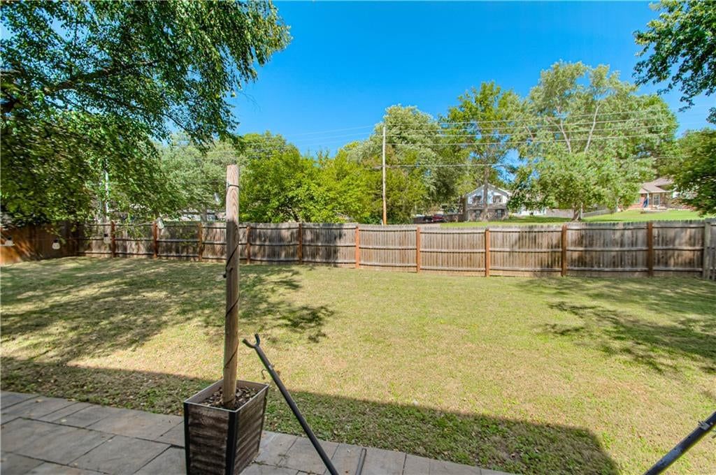 620 Meadowlark Road — photo 37