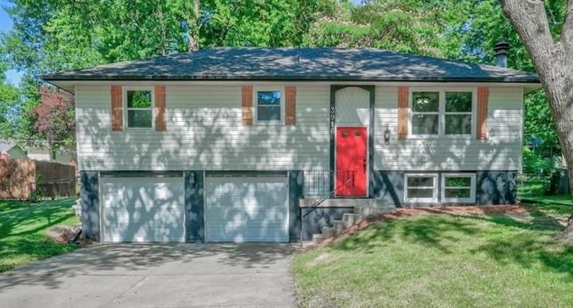 3916 S Crackerneck Road, Independence, MO