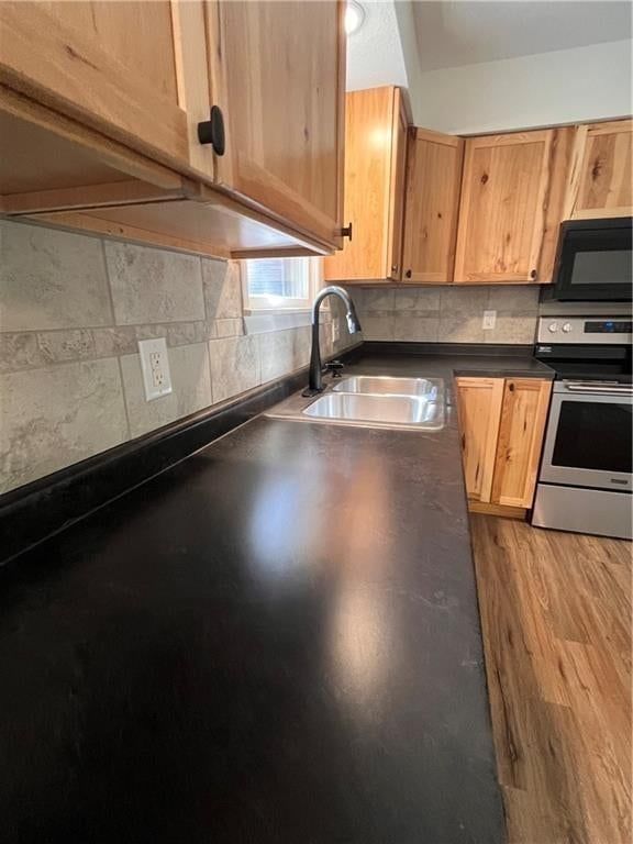 1828 E Pine Street — photo 24