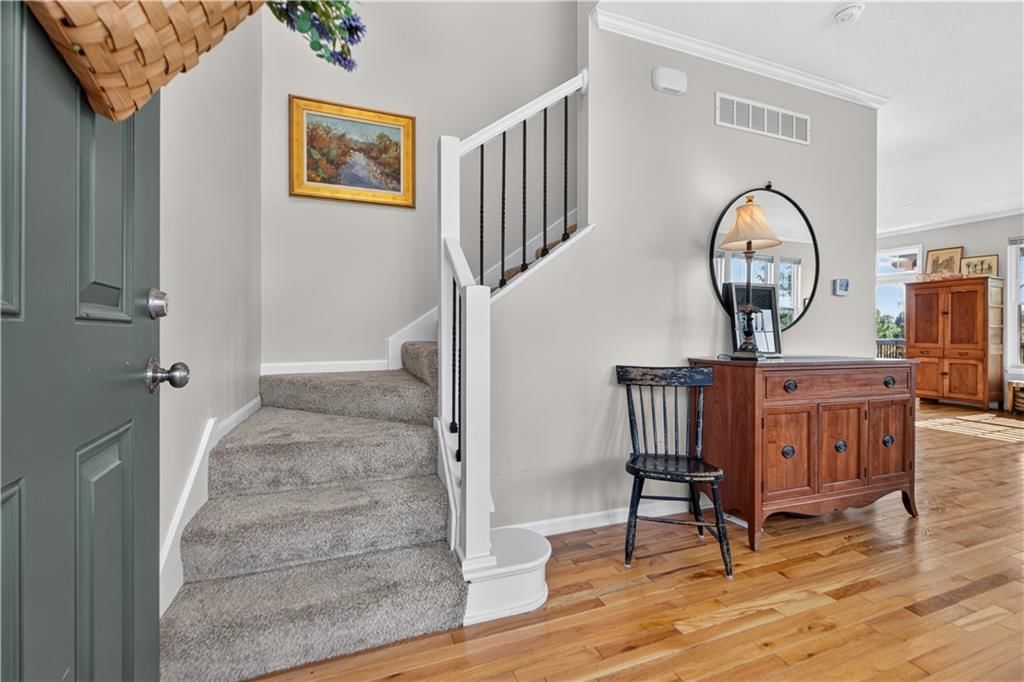 16100 Linden Street — photo 4
