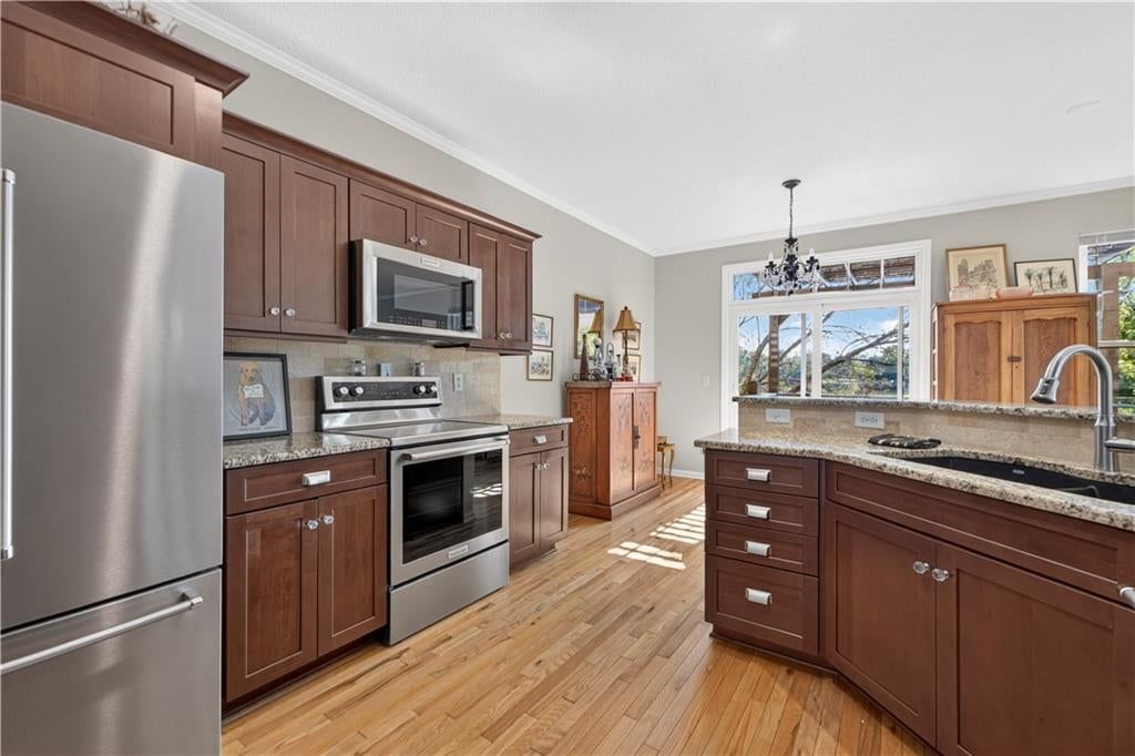 16100 Linden Street — photo 19