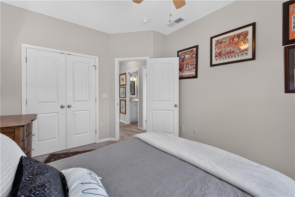 16100 Linden Street — photo 34