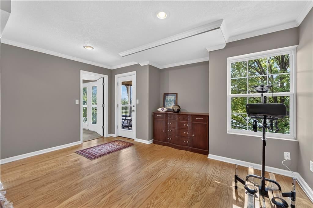 16100 Linden Street — photo 39