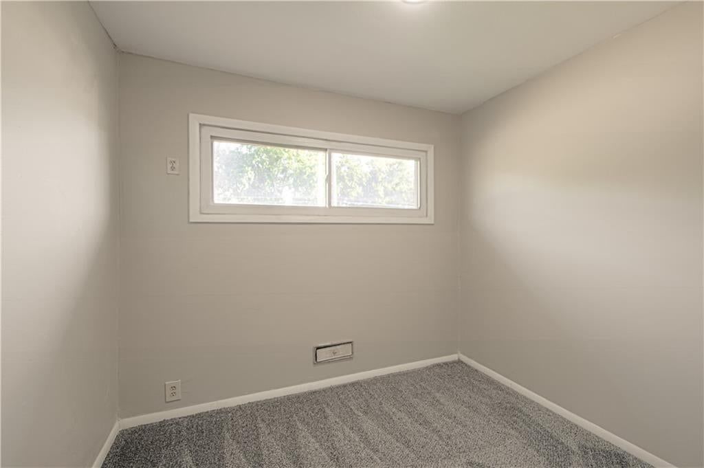 7001 E 107th Street — photo 15