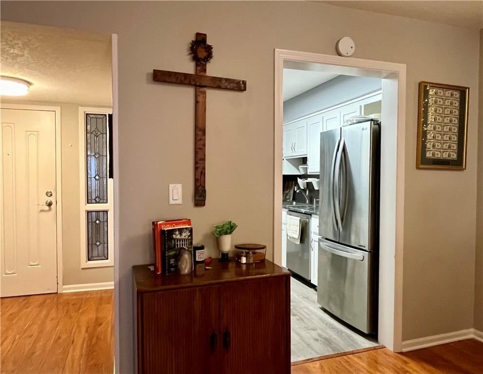 303 E Partridge Avenue — photo 6