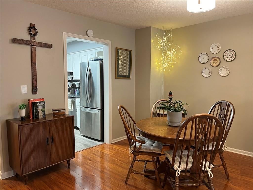 303 E Partridge Avenue — photo 12