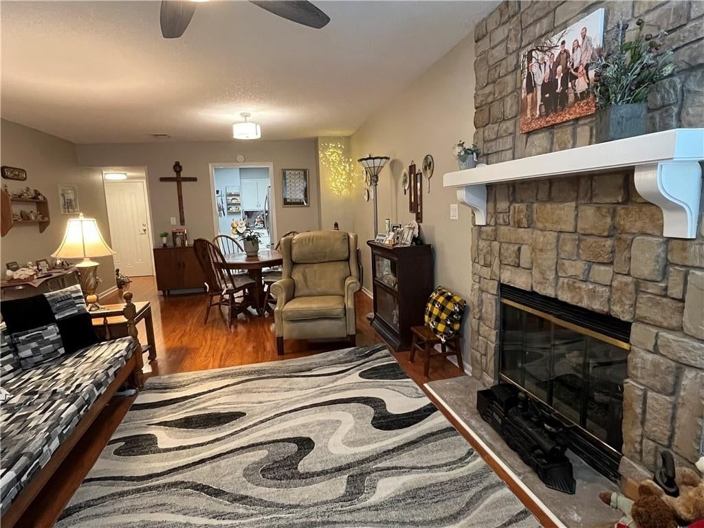 303 E Partridge Avenue — photo 14