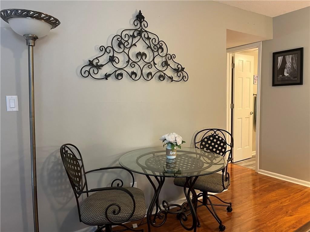 303 E Partridge Avenue — photo 17