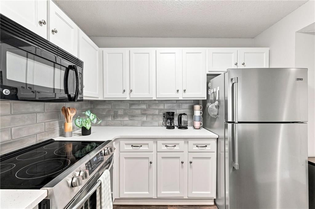 8885 W 106th Terrace — photo 8