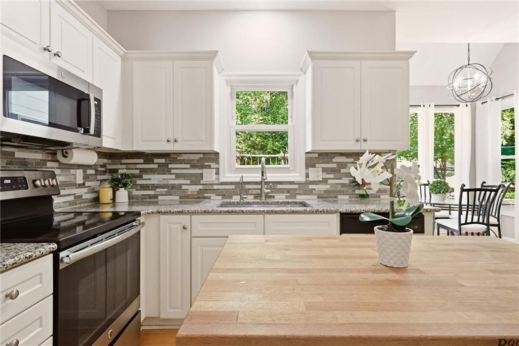 6913 RED OAK DRIVE — photo 13
