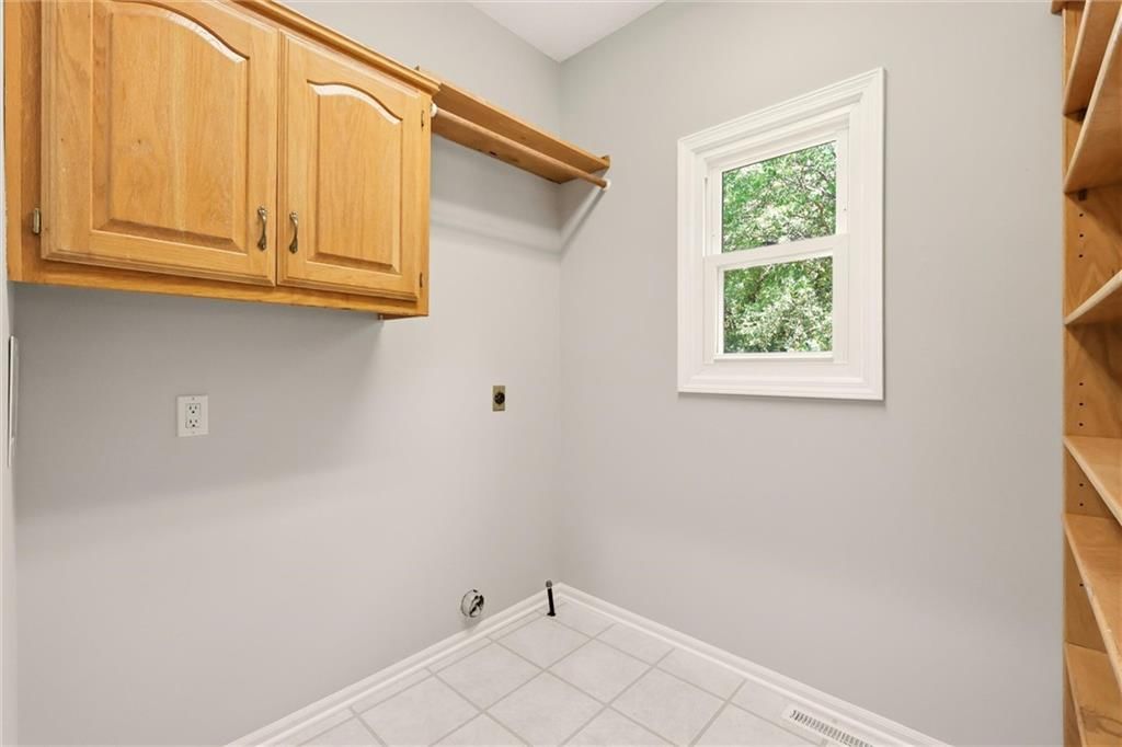 6913 RED OAK DRIVE — photo 18