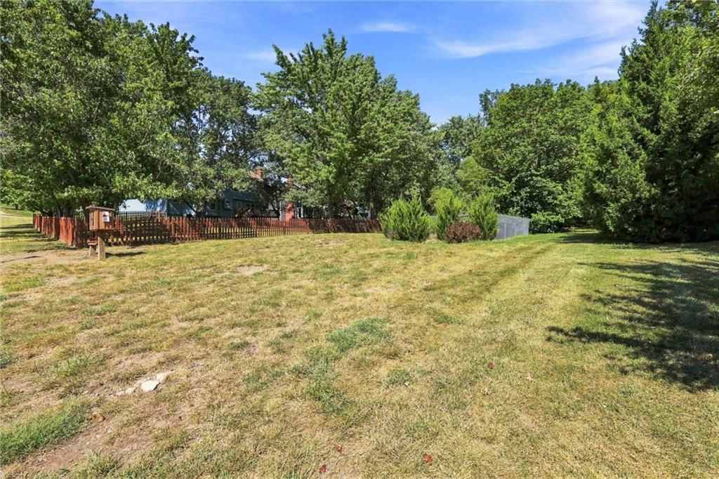 6913 RED OAK DRIVE — photo 42