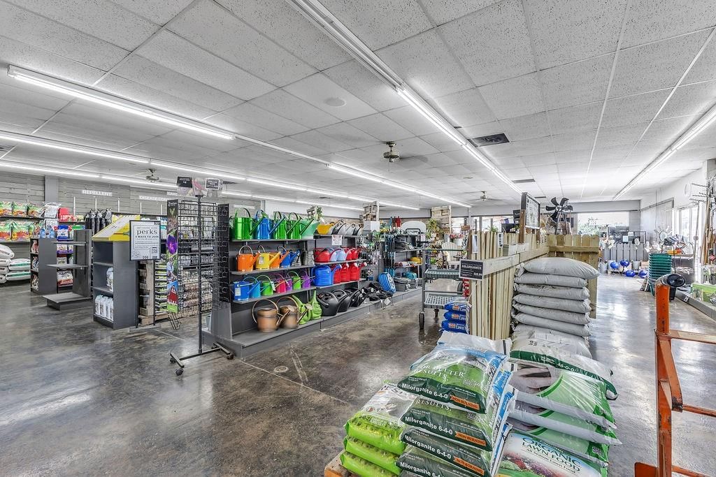 2424 N Belt Highway — photo 16