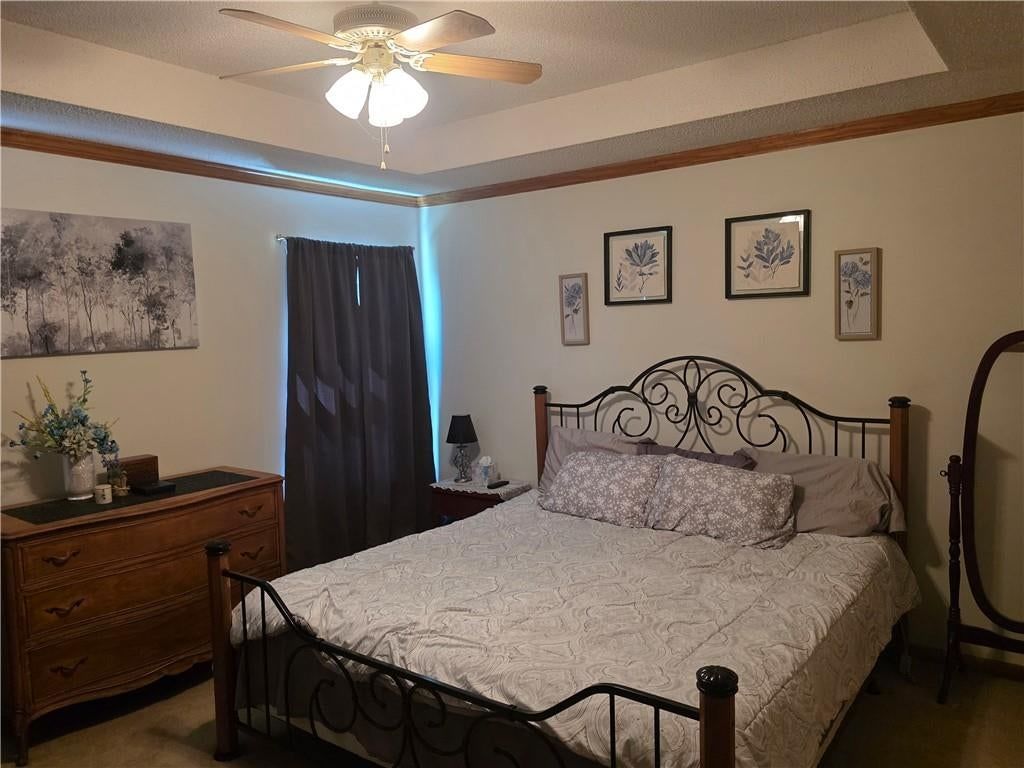 413 N SAVAGE Court — photo 8