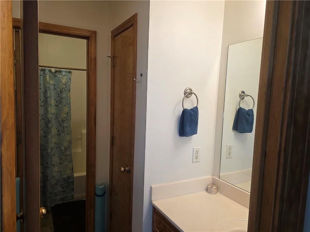 413 N SAVAGE Court — photo 14