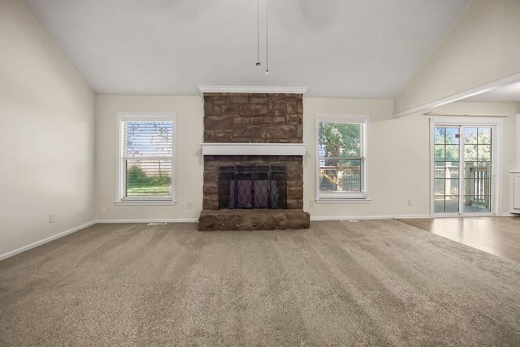 328 N Cherry Street — photo 4