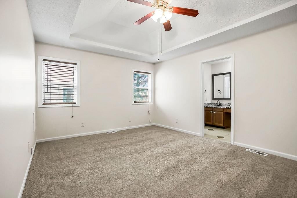 328 N Cherry Street — photo 12