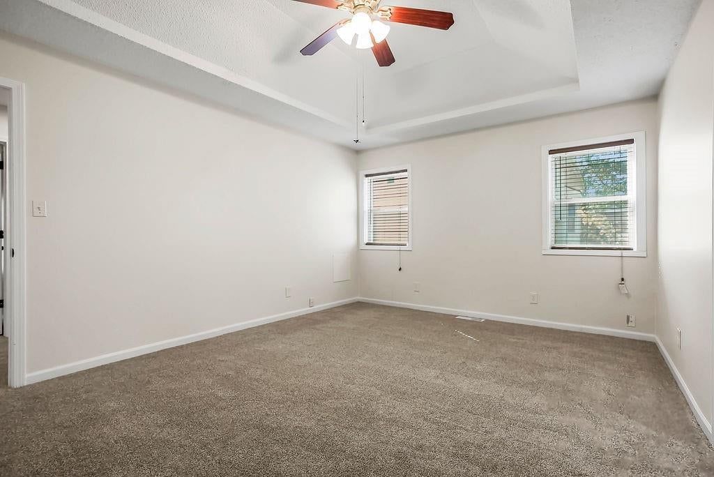 328 N Cherry Street — photo 13