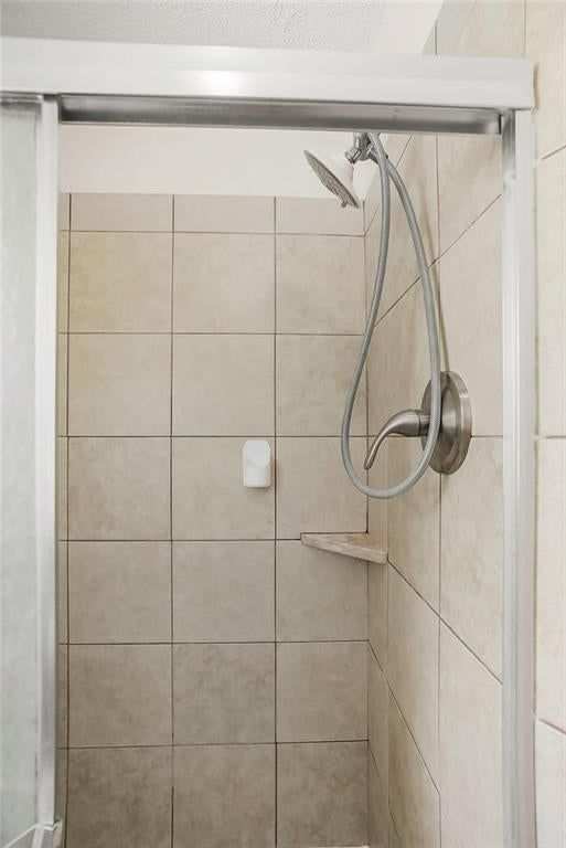 328 N Cherry Street — photo 15